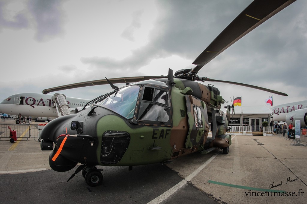 Le quinzième NH90 TTH de l'ALAT remis officiellement aujourd'hui par le Président de NH Industries.