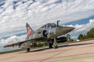 Mirage 200D n° 624, 133-IT, de l'EC 2/3 Champagne avec une décoration spéciale pour les 100 ans de la SPA 67. 