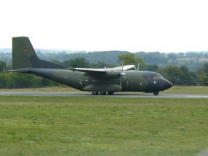 Un C-160 de la Bundesluftwaffe transportait le personnel technique de la PAF.