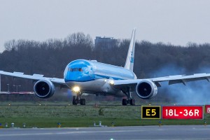 Arrivée du B787 à Schipol