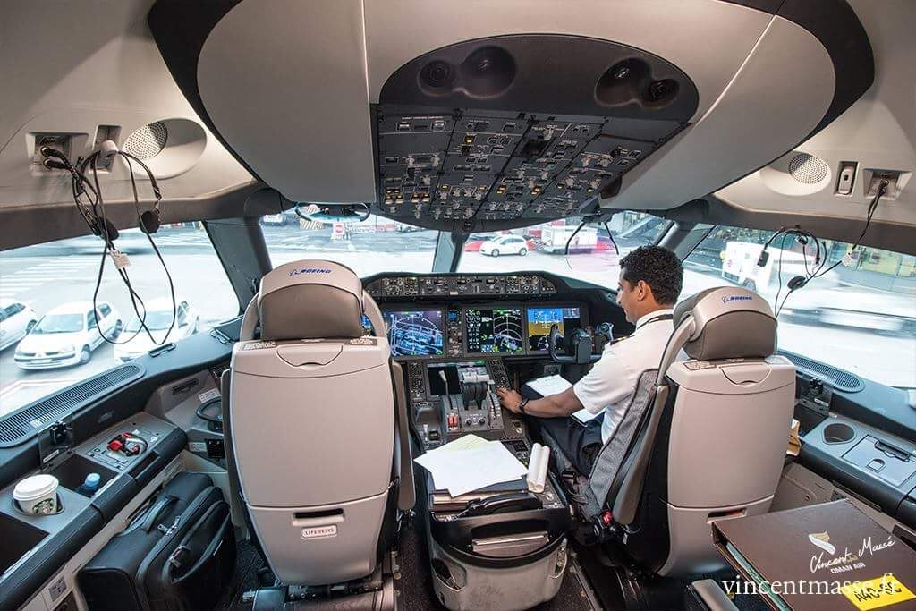 Avant le vol, nous avons pu accéder au cockpit du 787 d'Oman