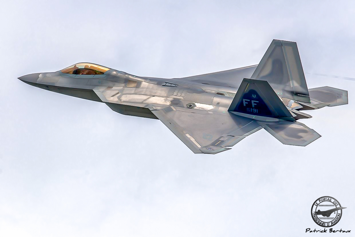 F22 "Raptor"