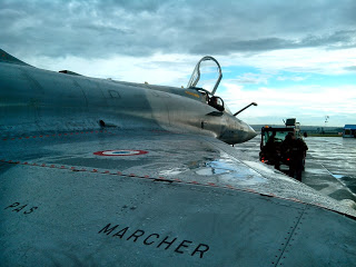 Rafale; images exceptionnelles à bord du CDG, et en slow motion!