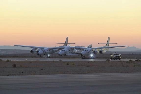 SpaceShipTwo, véhicule de Virgin Galactic, s'écrase lors de tests du moteur-fusée : 1 mort, 1 blessé