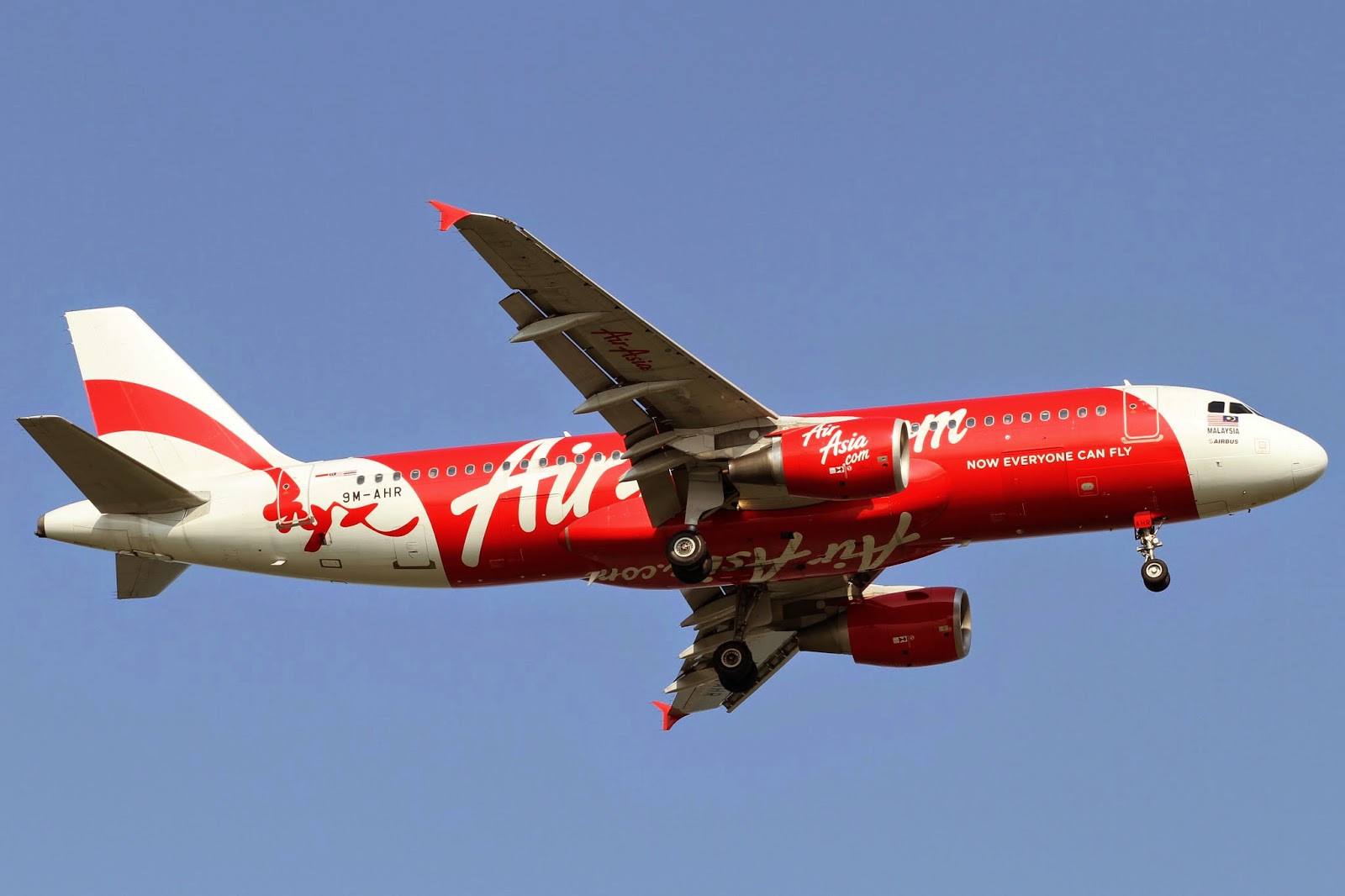 Un A320 d'AirAsia disparait entre l'Indonésie et Singapour