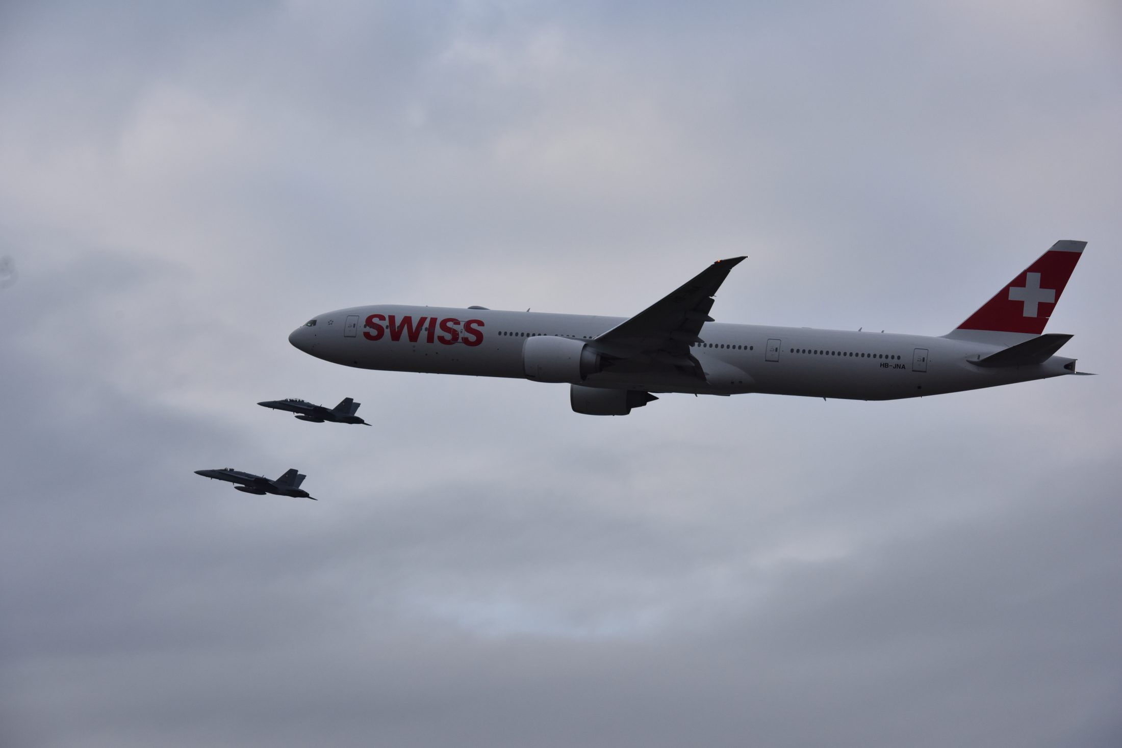 ANA confirme ses trois A380